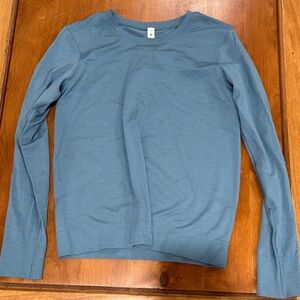Blue Lululemon Long Sleeve Swiftly Relaxed Hip Length